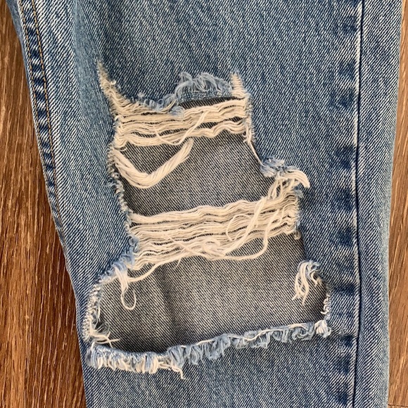 Carmar Distressed Button Fly Raw Hem Jeans Bundle - Picture 13 of 15